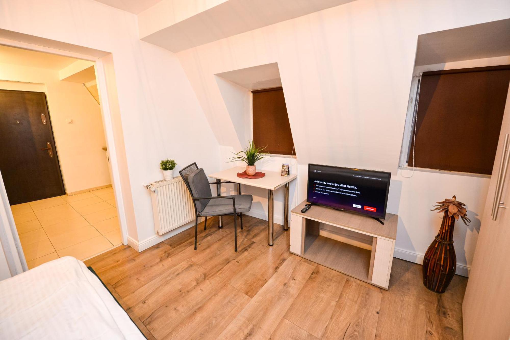Ideal Accommodation City Center 布加勒斯特 外观 照片